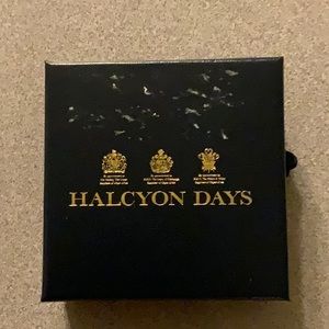 New Halcyon Days Clover Bangle